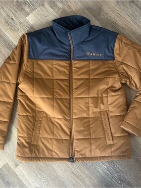 ARIAT MEN'S CRIUS CONCEALED CARRY INSULATED JACKET